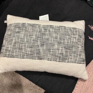 Threshold white/black/grey throw lumbar pillow